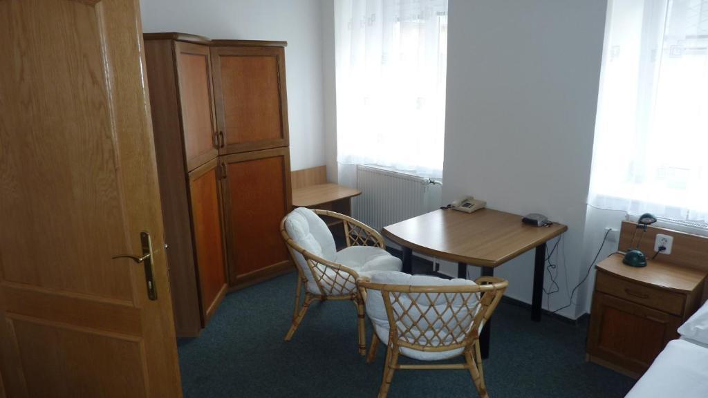 Hotel Tht Polička Zewnętrze zdjęcie