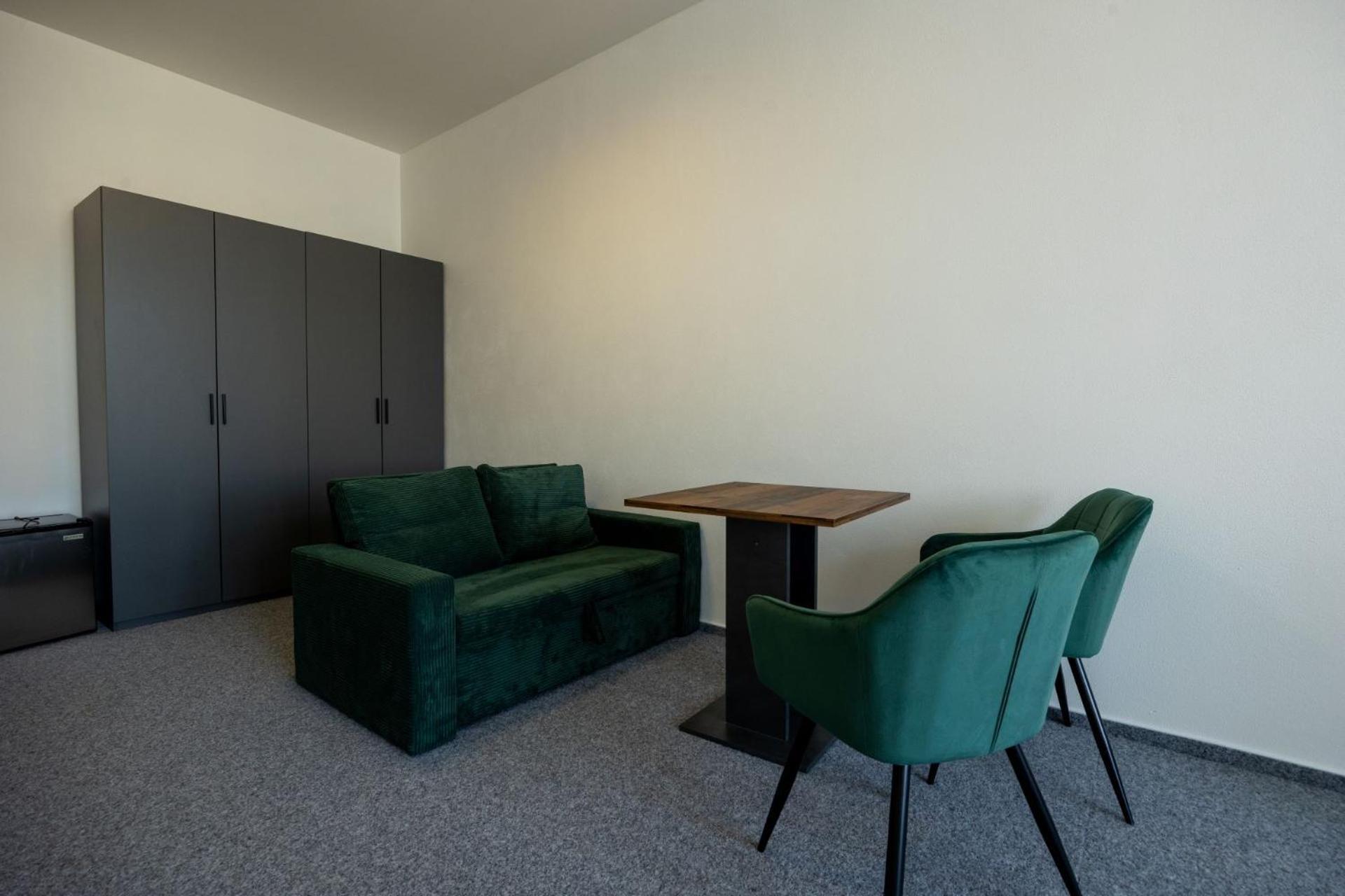 Hotel Tht Polička Zewnętrze zdjęcie